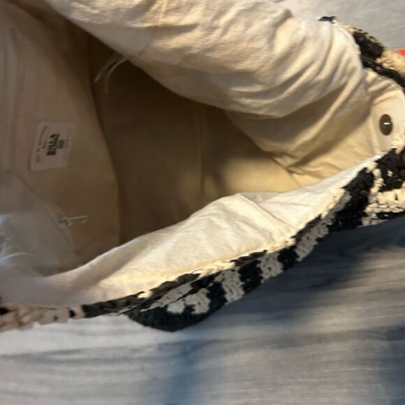 Billlabong Black and Cream Striped Tote Bag - Picture 3 of 5